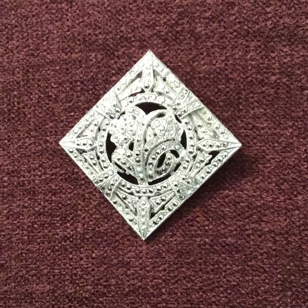 Brooch - Picture 4 of 4